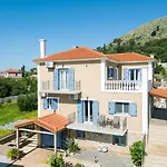 Mandi's Καραβάδος